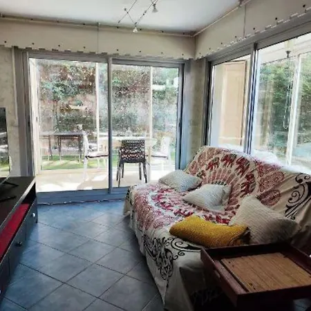 Rez De Jardin 6 Personnes Sur 06 Piscine Et Tennis * Καν-συρ-Μερ